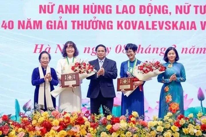 Hotspot Matrix: Biến Mua váy hoa mà không biết 4 thành cơ hội marketing đột phá